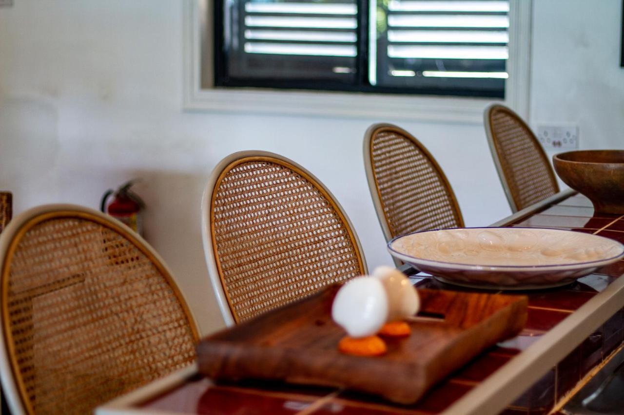 Bequia Beachfront Villa Hotel Friendship Exterior photo
